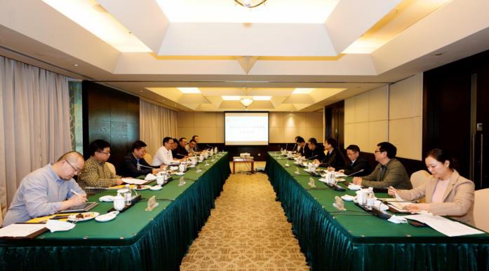 集团党委书记、董事长任丁会见重庆尊龙凯时集团董事长乔昌志一行